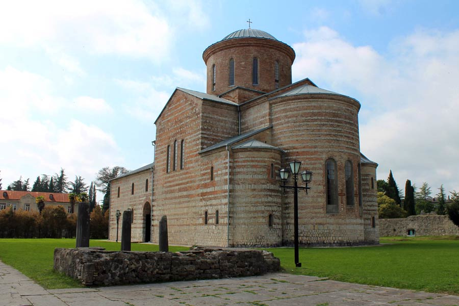 Фото: Патриарший собор, Пицунда, Абхазия